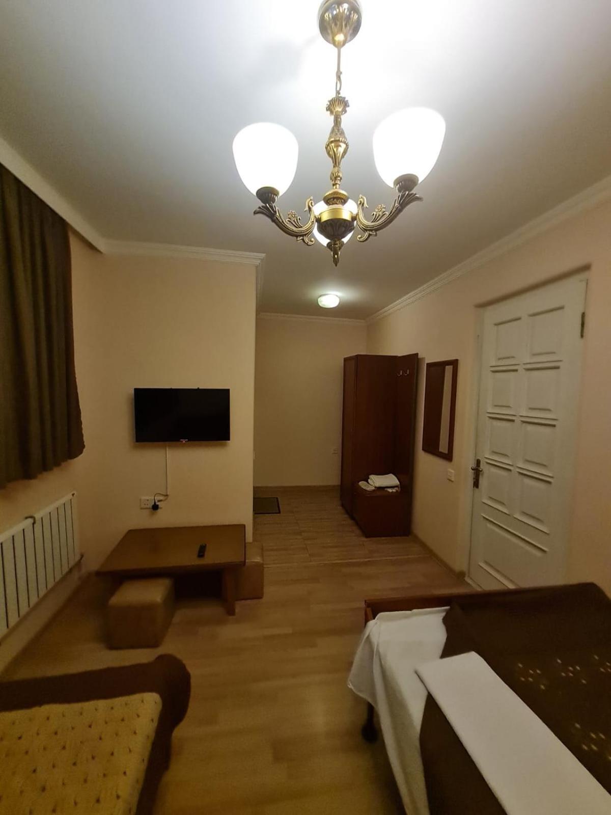 Piano Hotel Tiflis Dış mekan fotoğraf